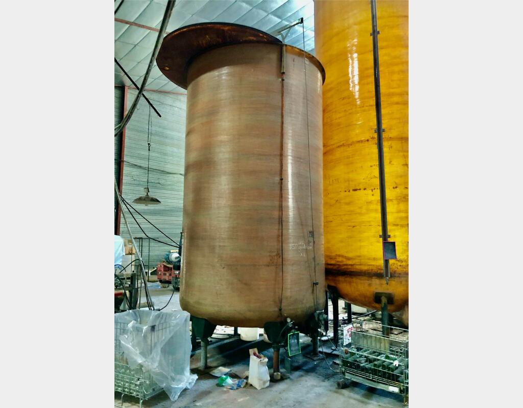 Fiberglass tank - Floating cap