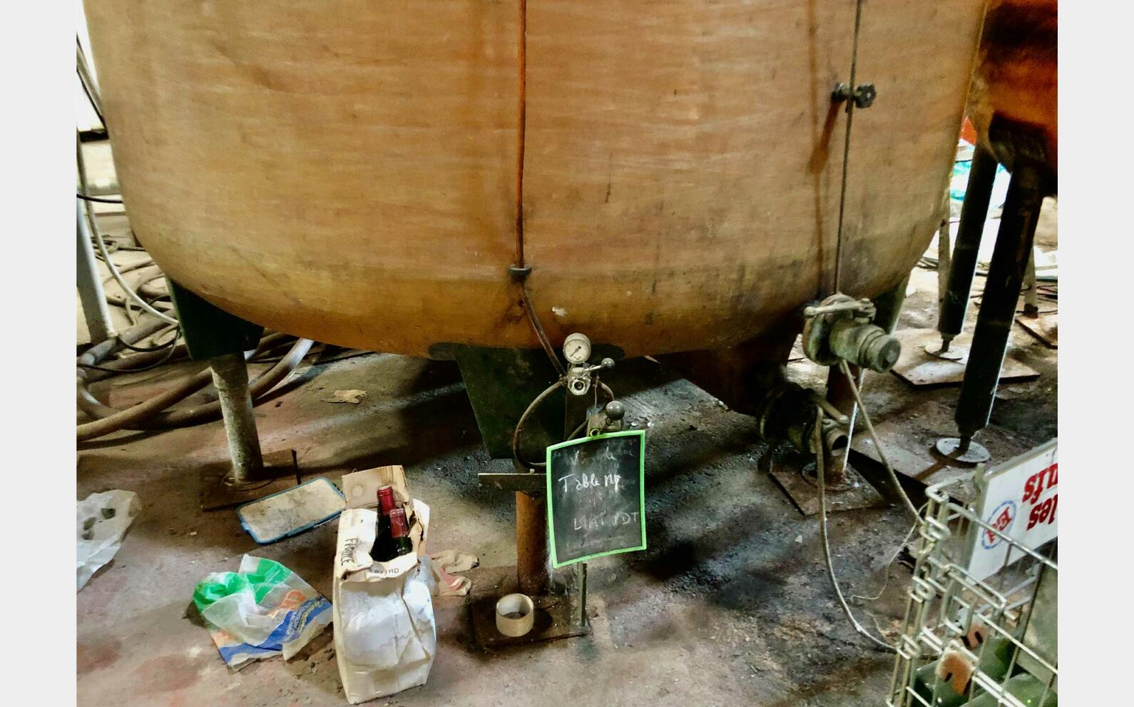 Cuve fibre - Chapeau flottant 150 HL (15 000 litres)