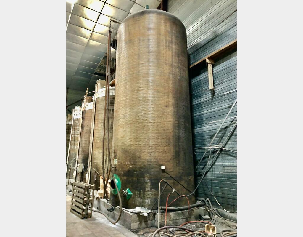 Fiberglass tank - Closed