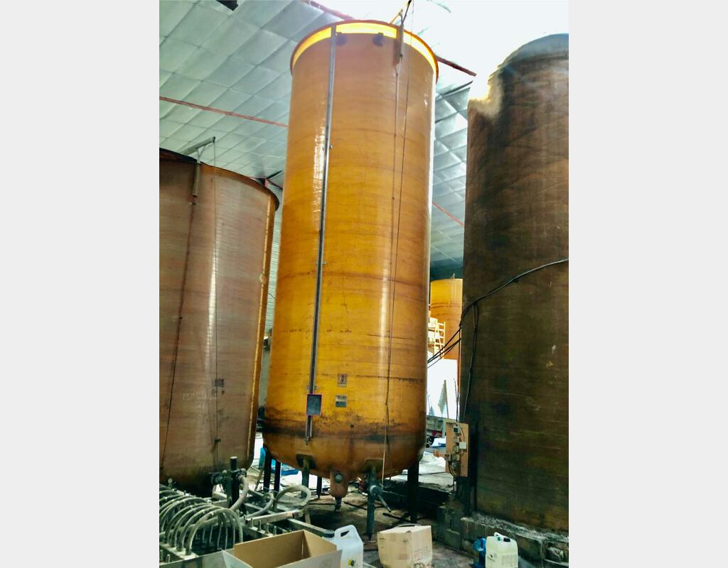 Fiberglass tank - Floating cap