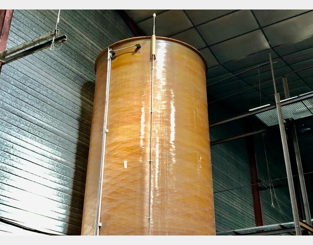 Fiberglass tank - Floating cap