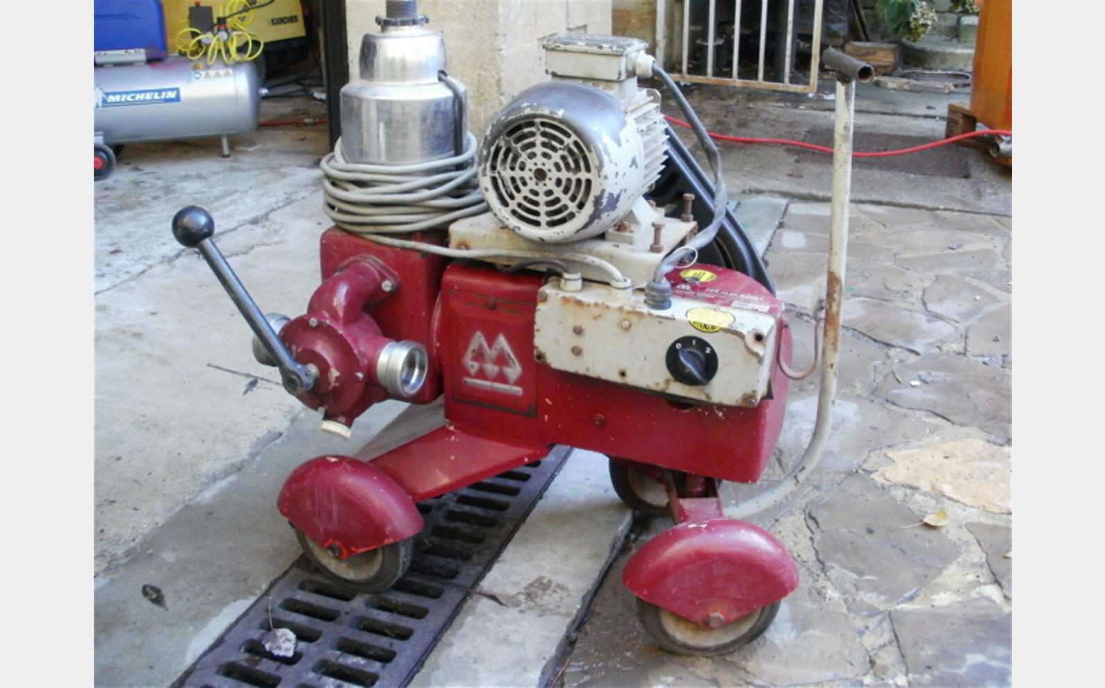 Pompe &agrave; piston MANZINI