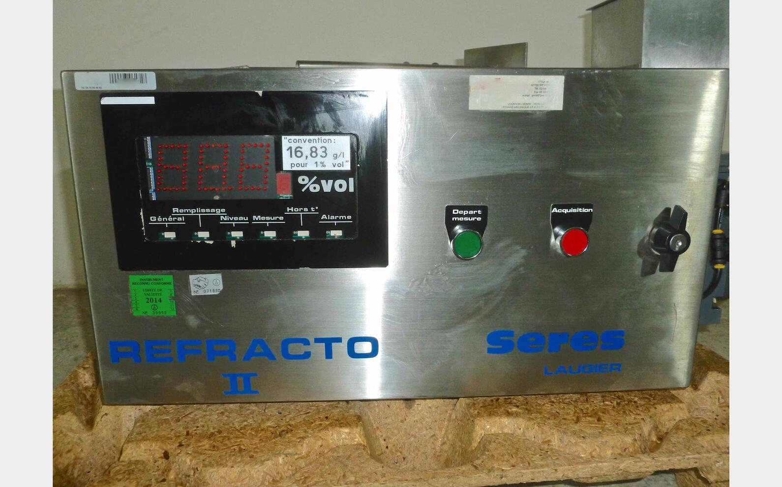 R&eacute;fractom&egrave;tre SERES Type : REFRACTO II