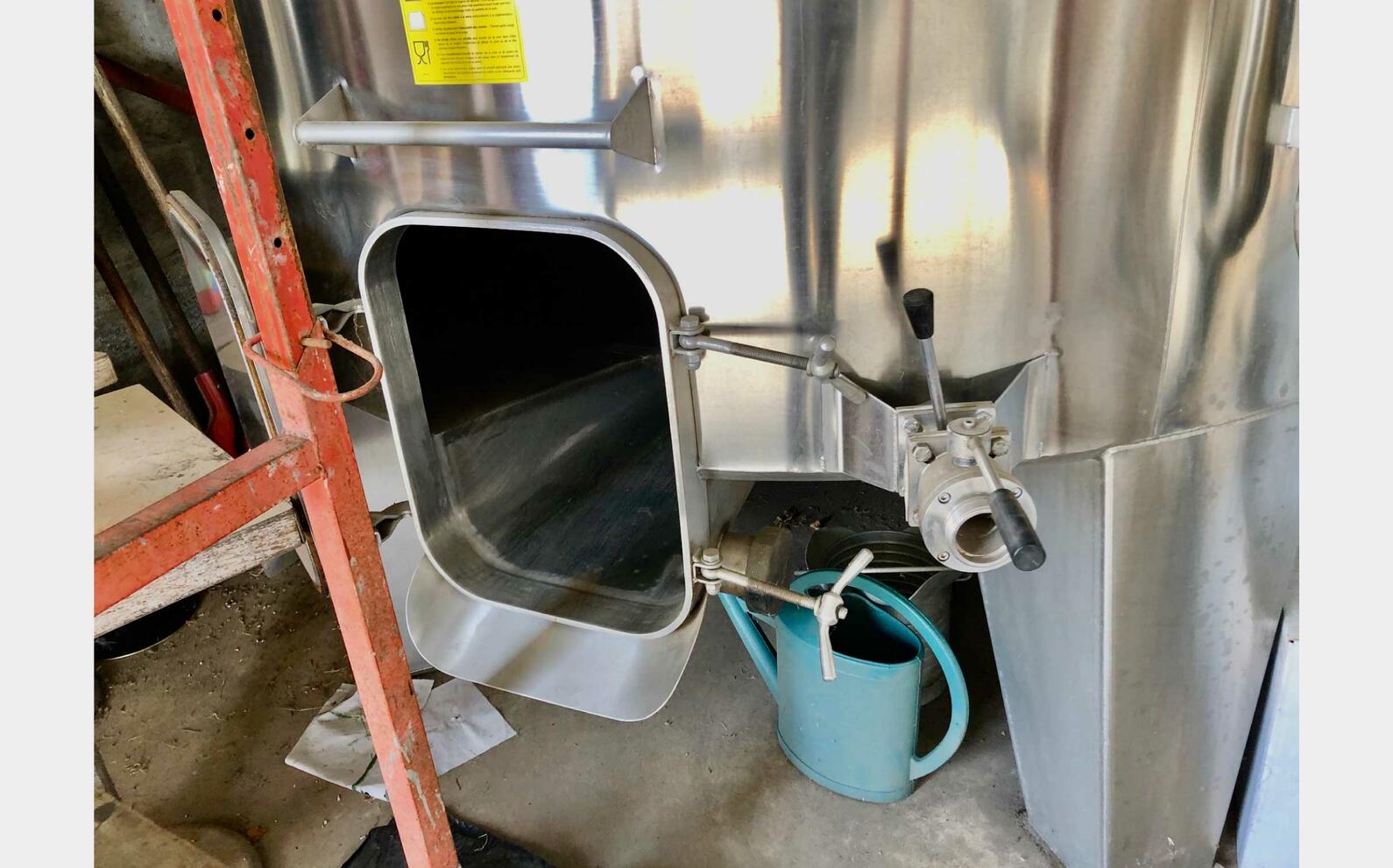 Cuve inox - Sur pieds 100 HL (10 000 litres) DABRIGEON