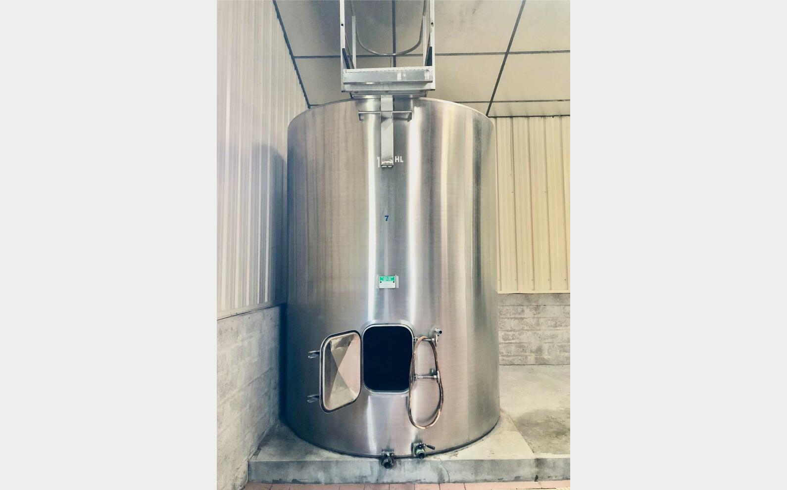 Cuve inox 304 fond plat 125 HL (12 500 litres) VAUTIER