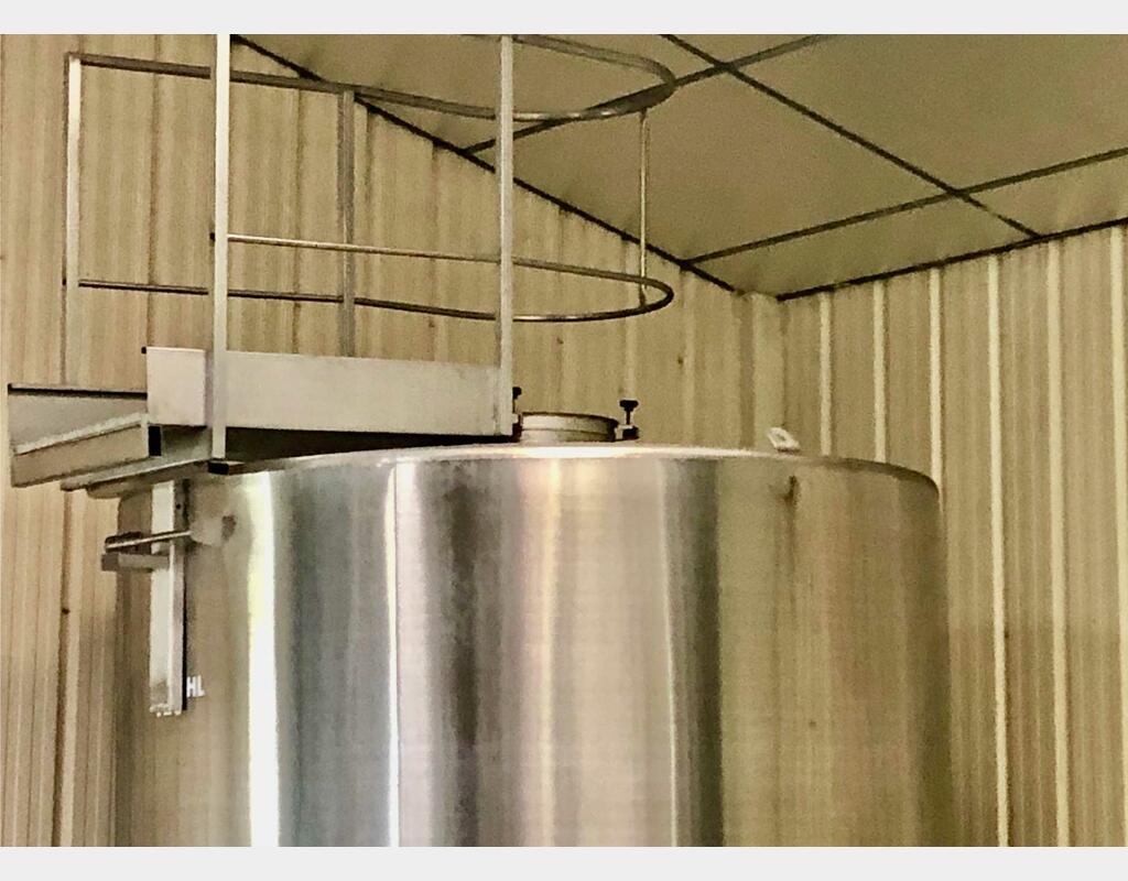 Stainless steel tank - Flat bottom - Without feet