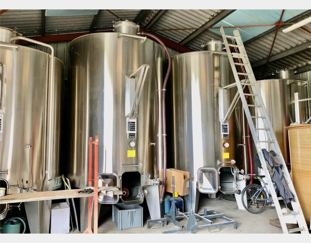 Stainless steel tank - On legs 120 HL (12 000 liters) DABRIGEON
