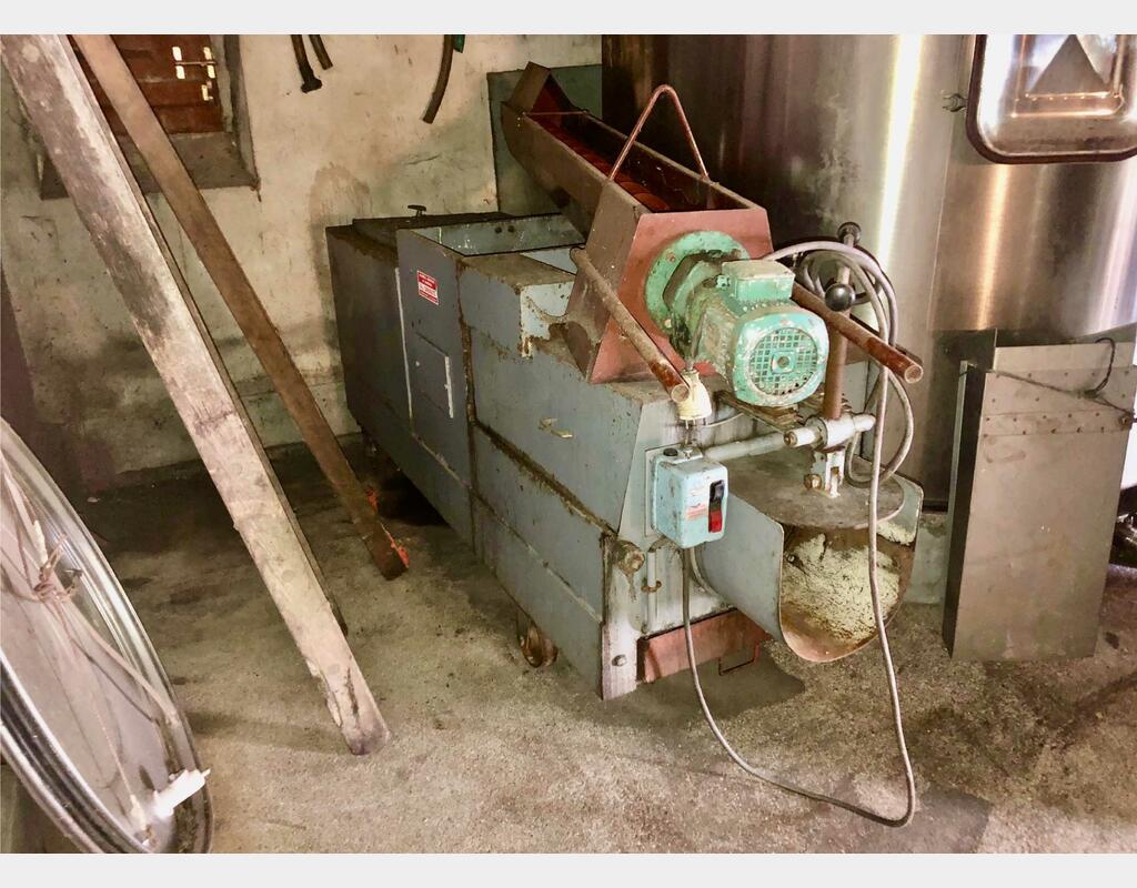 Continuous press 