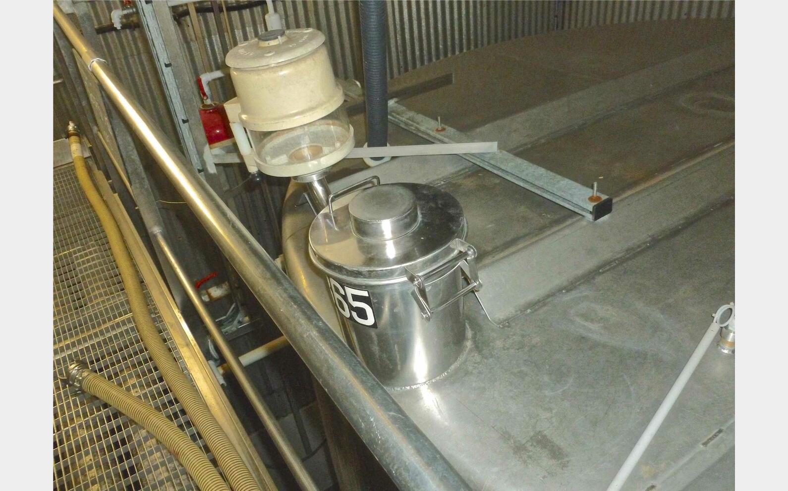 Cuve inox de stockage refroidie Provenance : agroalimentaire (champagne) Marque : ZIEMANN HENGEL