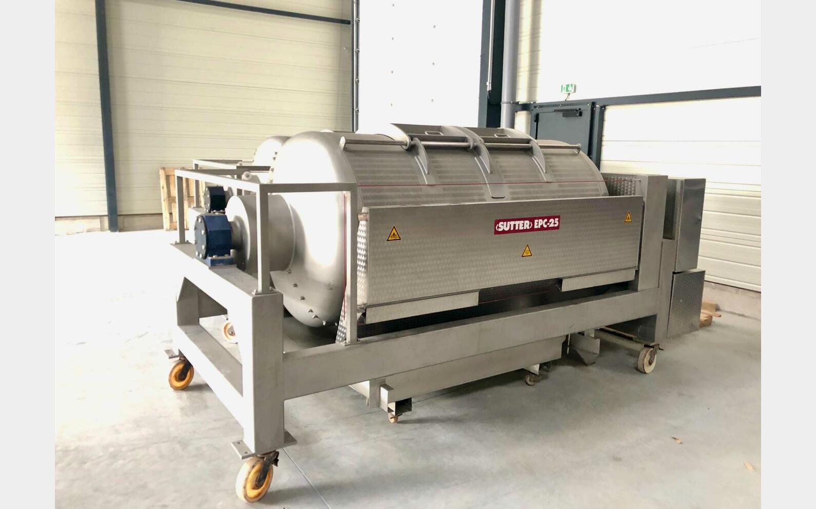 Pressoir - Cage ouverte 25 HL (2 500 litres) SUTTER