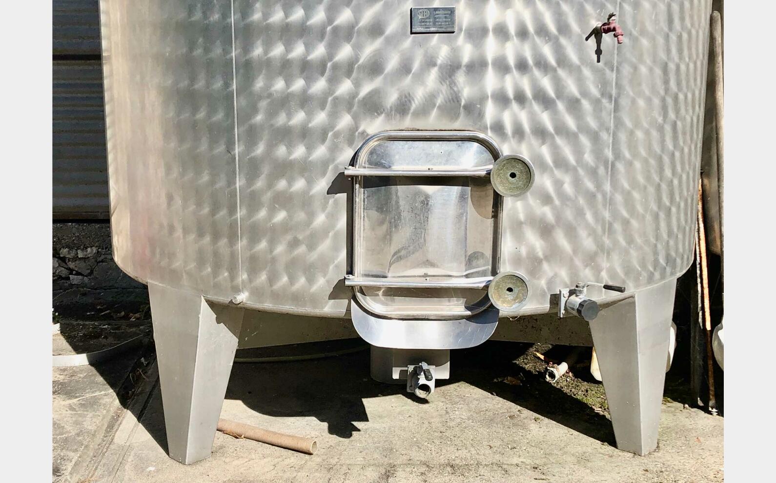 Cuve inox - Sur pieds 120 HL (12 000 litres) LAGOUARDE
