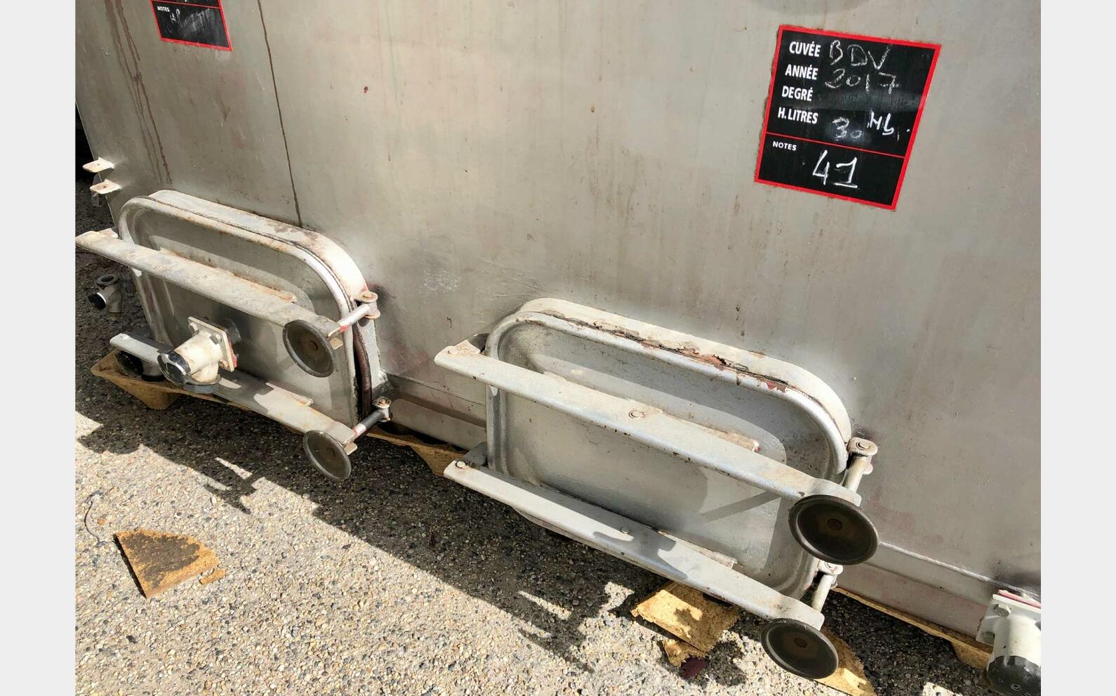Coated steel tank - Compartmentalised 23 + 30 HL (53 HL) 