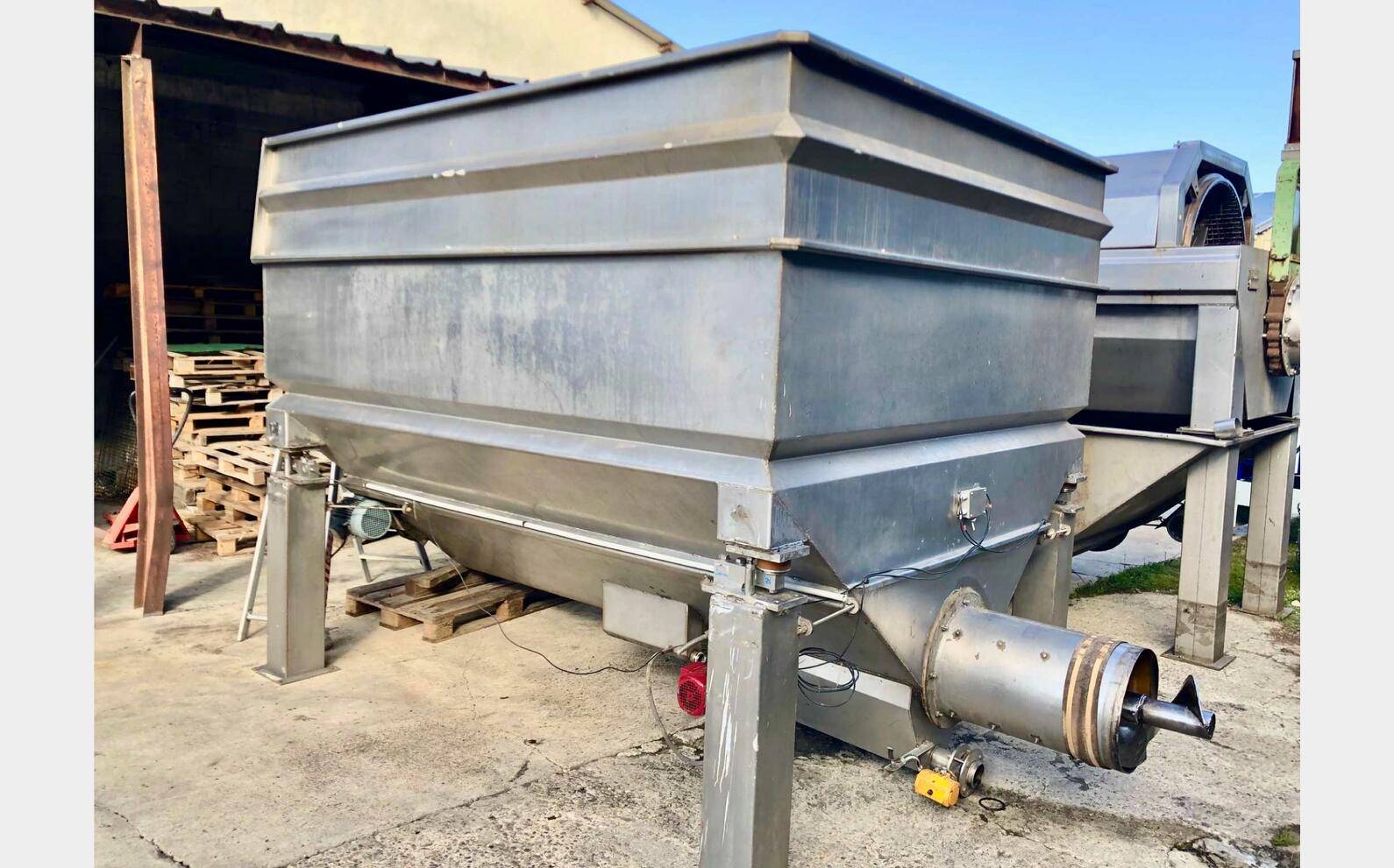 Stainless steel weighing bucket 8 tons PERA