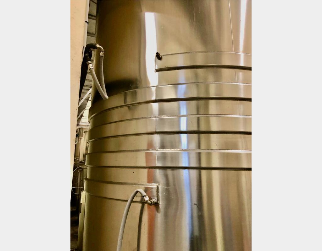 Cuve inox fermée - Fond conique sur pieds