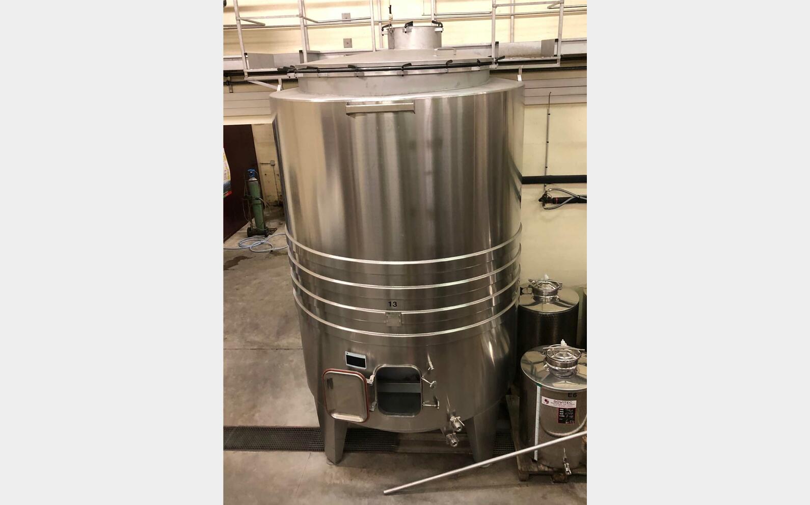 Cuve inox - Ferm&eacute;e 140 HL (14 000 litres) CTM