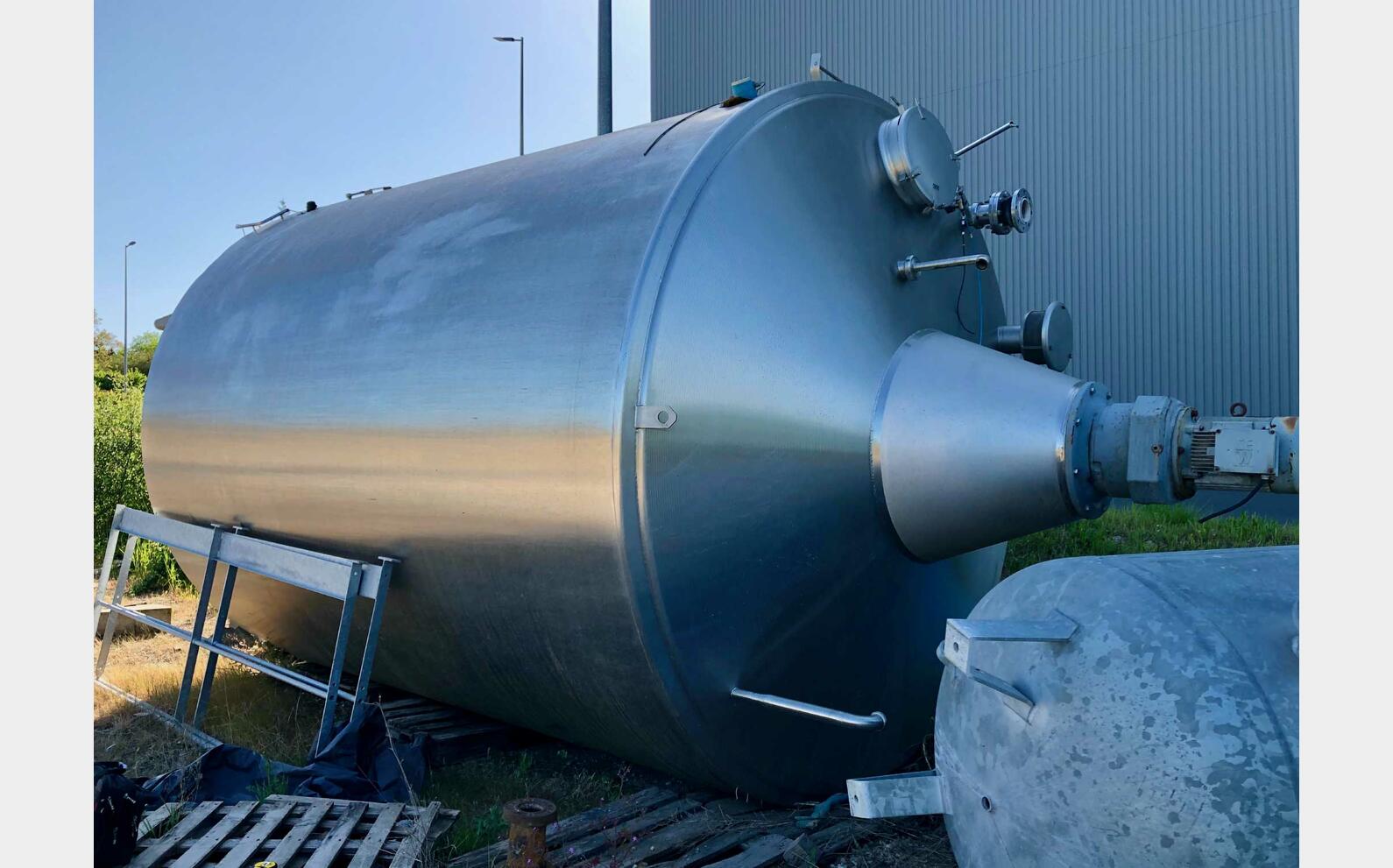 Stainless steel tank - Insulated agitated 200 HL (20 000 liters) PIERRE GUERIN