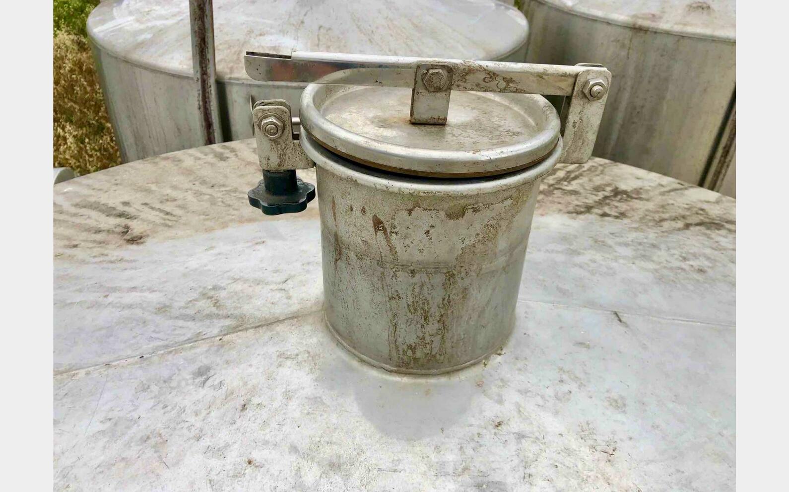 Cuve inox - Sur pieds 105 HL (10 500 litres) GD INDUSTRIES