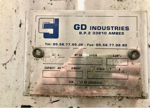 Stainless steel tank - On legs 105 HL (10 500 liters) GD INDUSTRIES