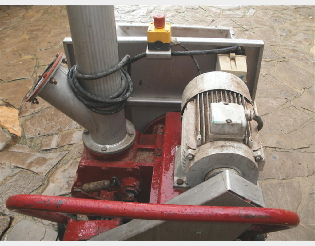 004655d