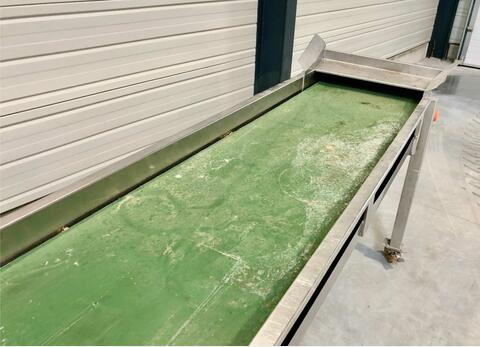 Tapis &eacute;levateur &agrave; tasseaux