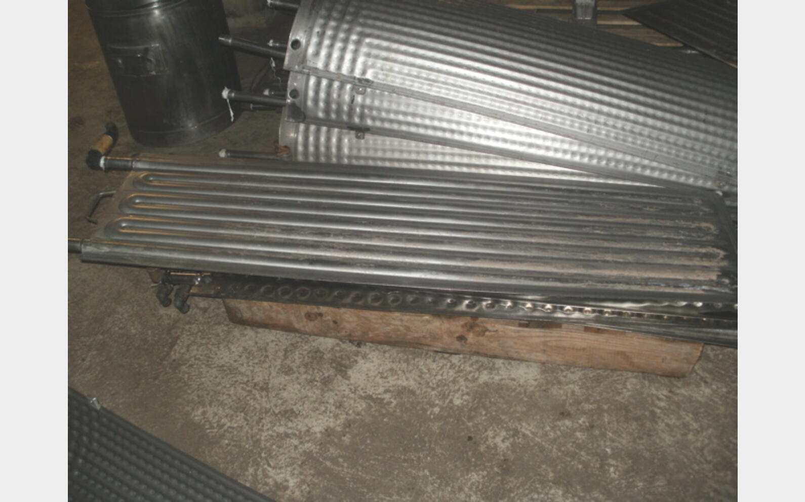 004657a
