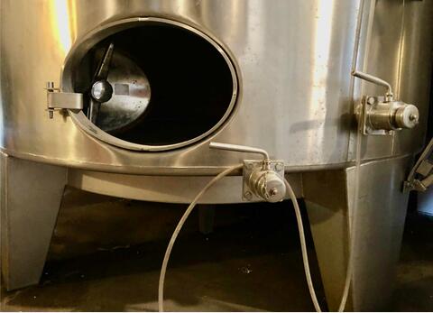 Stainless steel tank with floating cap - Conical bottom on feet