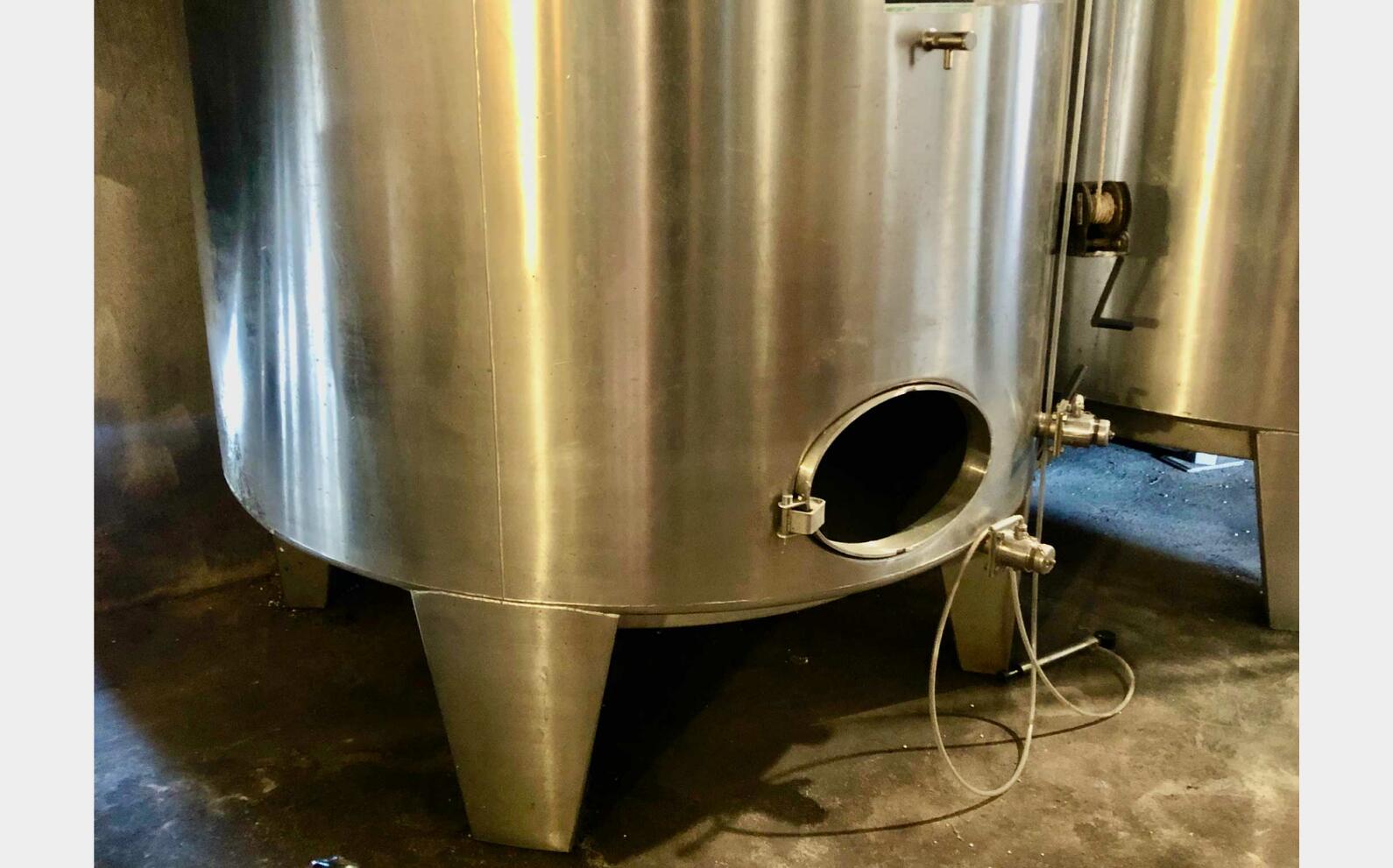 Stainless steel tank - Floating cap 75 HL (7 500 liters) CTM