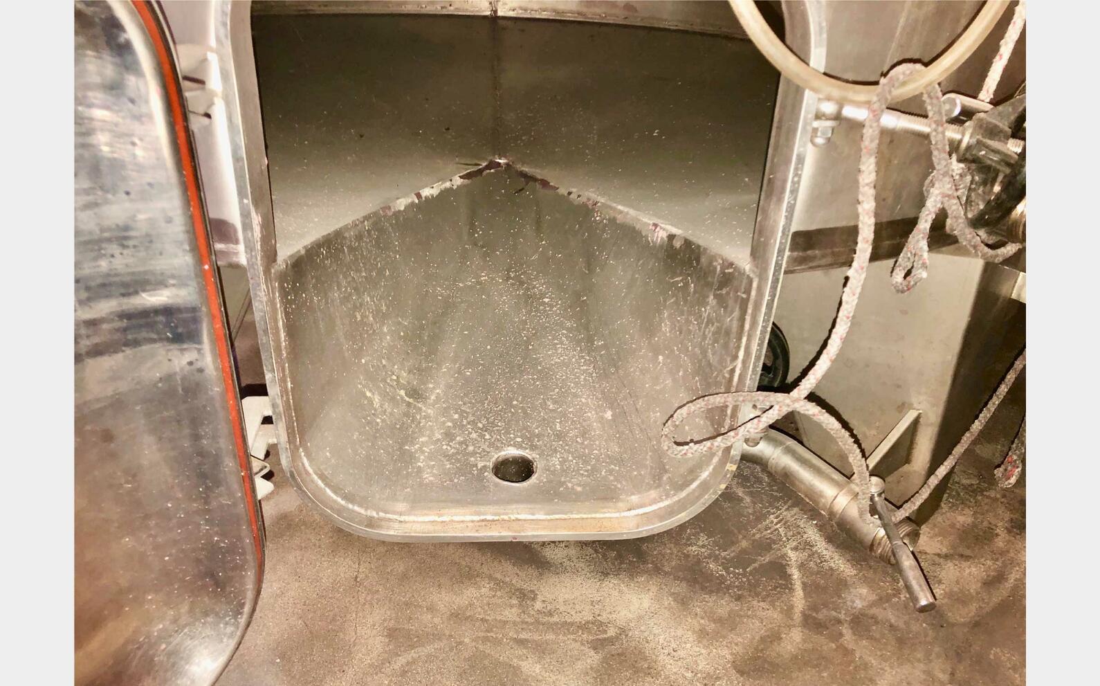 Stainless steel tank - Floating cap 75 HL (7 500 liters) MARCHISIO