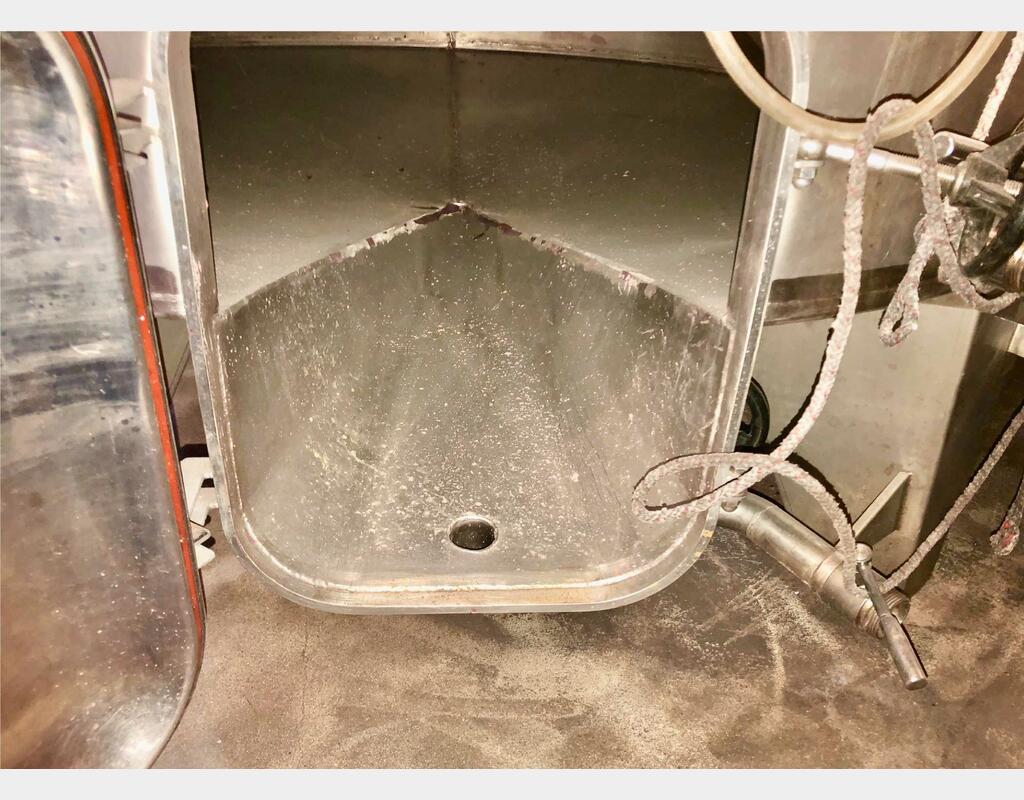 Cuve inox à chapeau flottant - Fond conique sur pieds