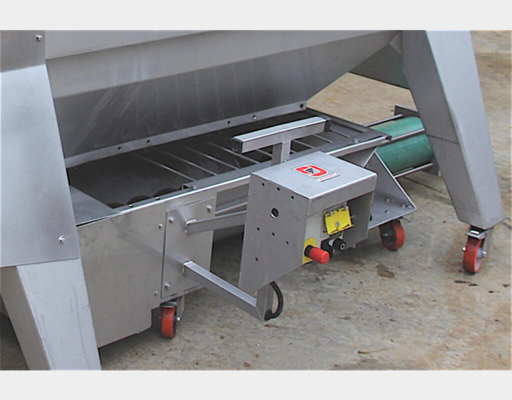 Pompe &agrave; vendange Marque DEMOISY D&eacute;bit : 15 &agrave; 20 Tonne/h DEMOISY