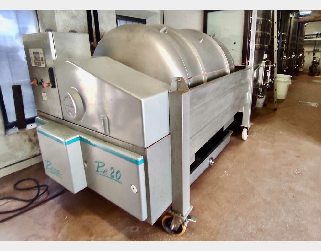 Pressoir pneumatique - PE 20 20 HL (2 000 litres) PERA