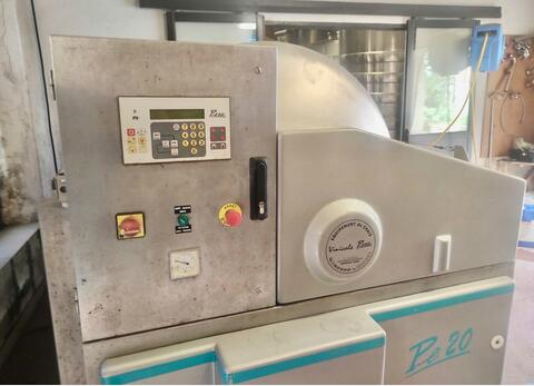 Pneumatic press - PE 20 20 HL (2 000 liters) PERA