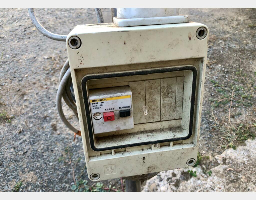 Pompe à impulseur