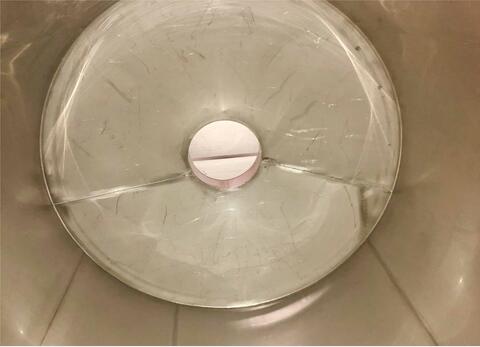 Cuve inox 304 fond bomb&eacute; sur pieds 105 HL (10 500 litres) CTM