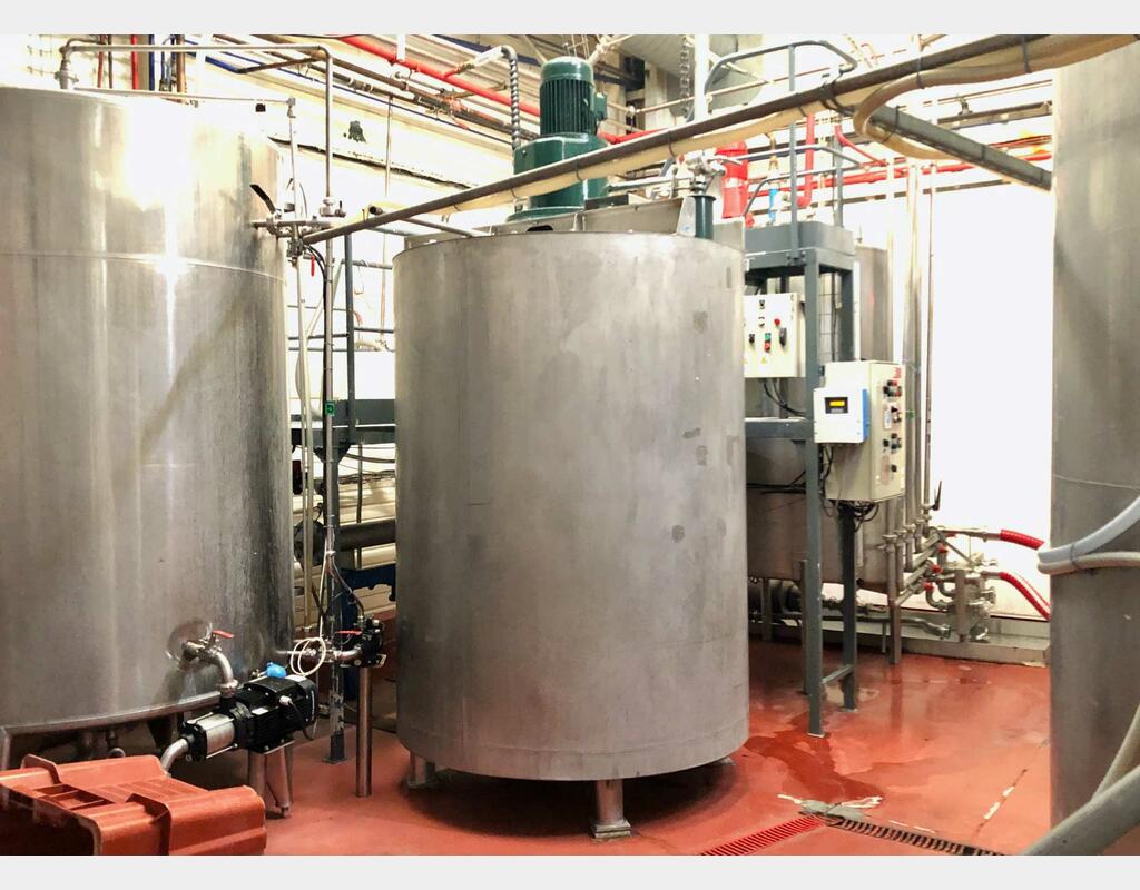 Cuve inox 33 HL (3 300 litres)