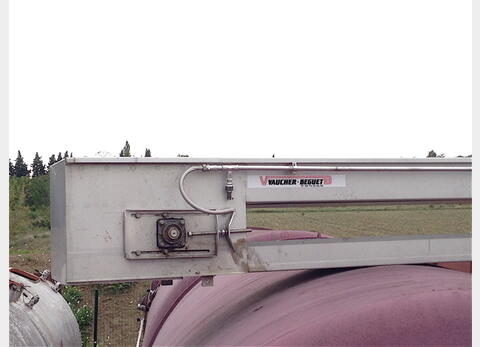 004704d