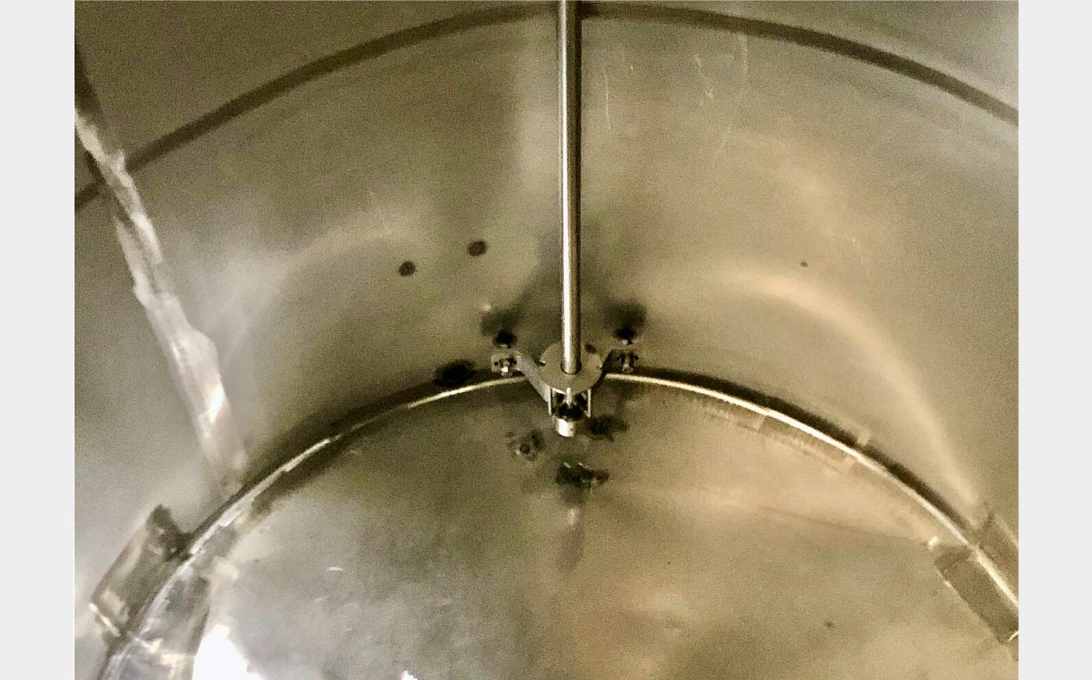 304 ss tank - Closed 65 HL (6 500 liters)