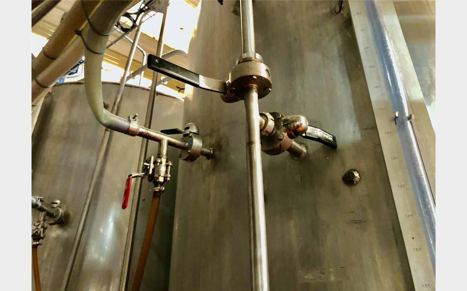 Cuve inox 304 - Ferm&eacute;e 65 HL (6 500 litres)