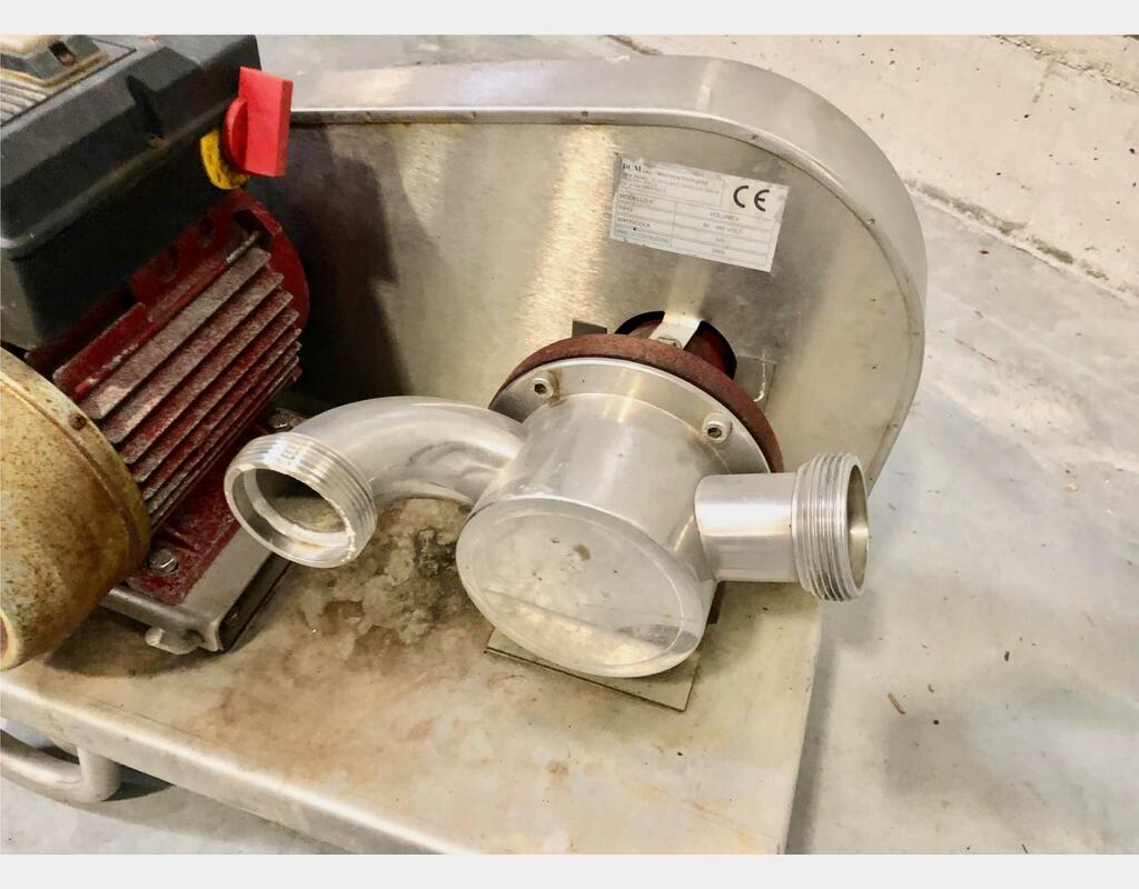 Pompe à impulseur