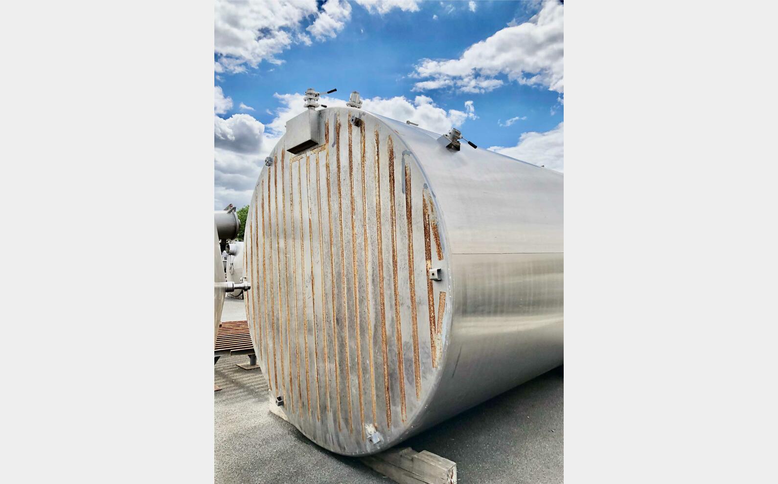 Stainless steel tank - Closed 317 HL (31 700 liters)