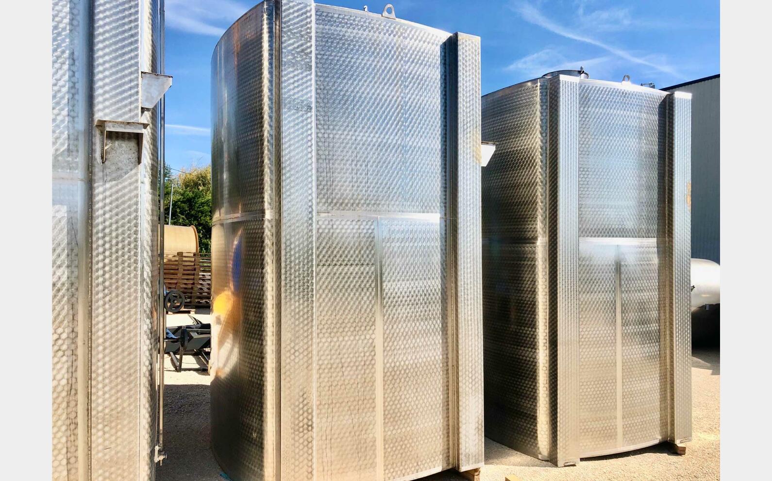 Cuve inox rectangulaire 150 HL (15 000 Litres) SKRLJ