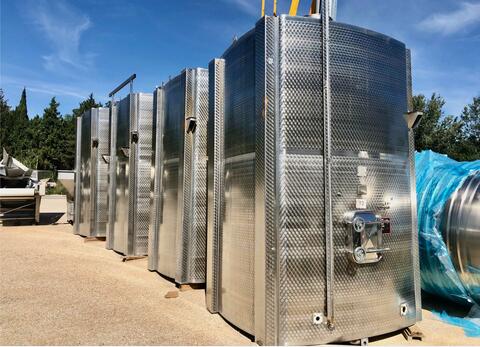 Rectangular stainless steel tank 150 HL (15 000 Litres) SKRLJ