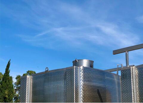 Cuve inox rectangulaire 150 HL (15 000 Litres) SKRLJ