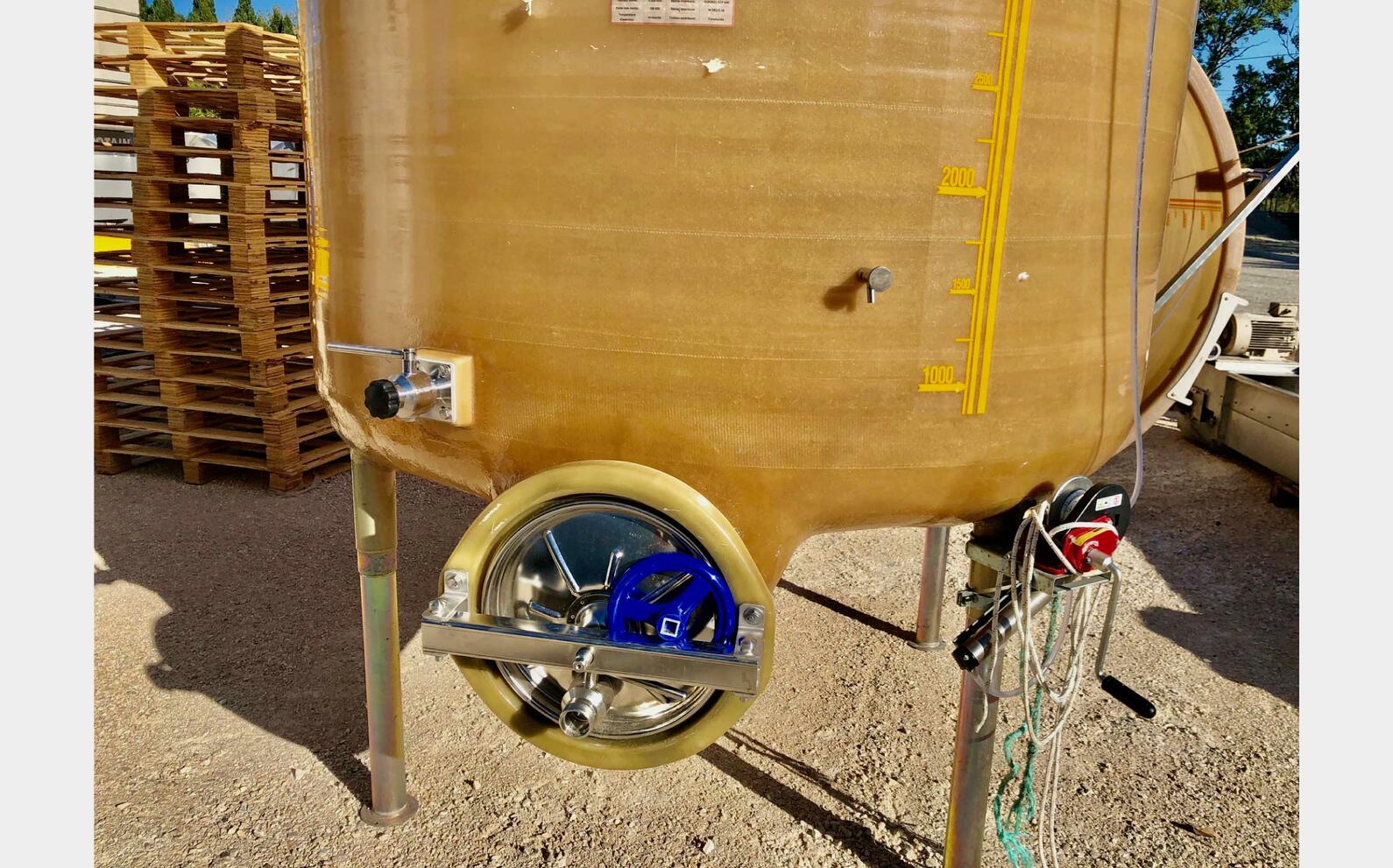 Fiber tank - Floating cap 60 HL (6 000 litres) VS