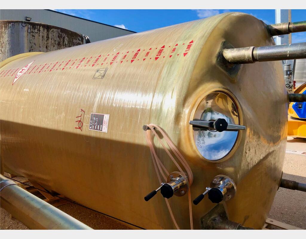 Fibre tank - Floating cap 150 HL (15 000 litres) CMP