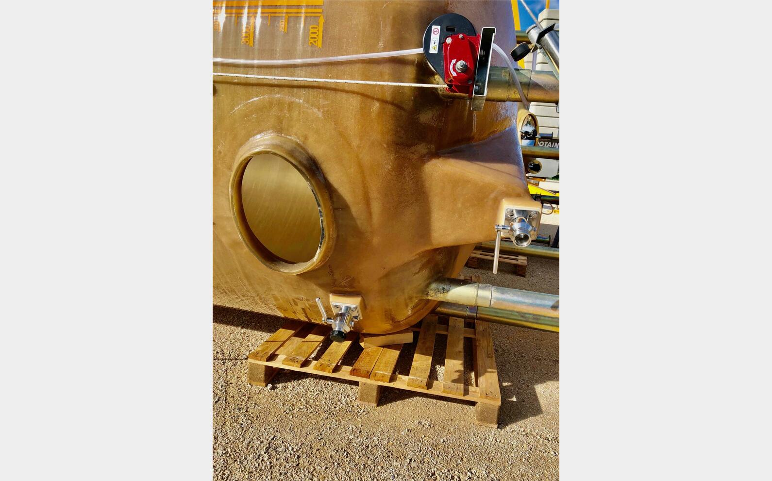 Fiber tank - Floating cap 250 HL (25 000 litres) VS