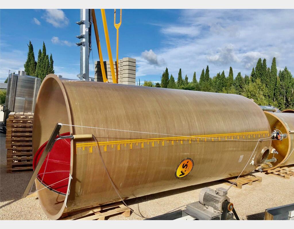 Cuve fibre - Chapeau flottant 250 HL (25 000 litres) VS