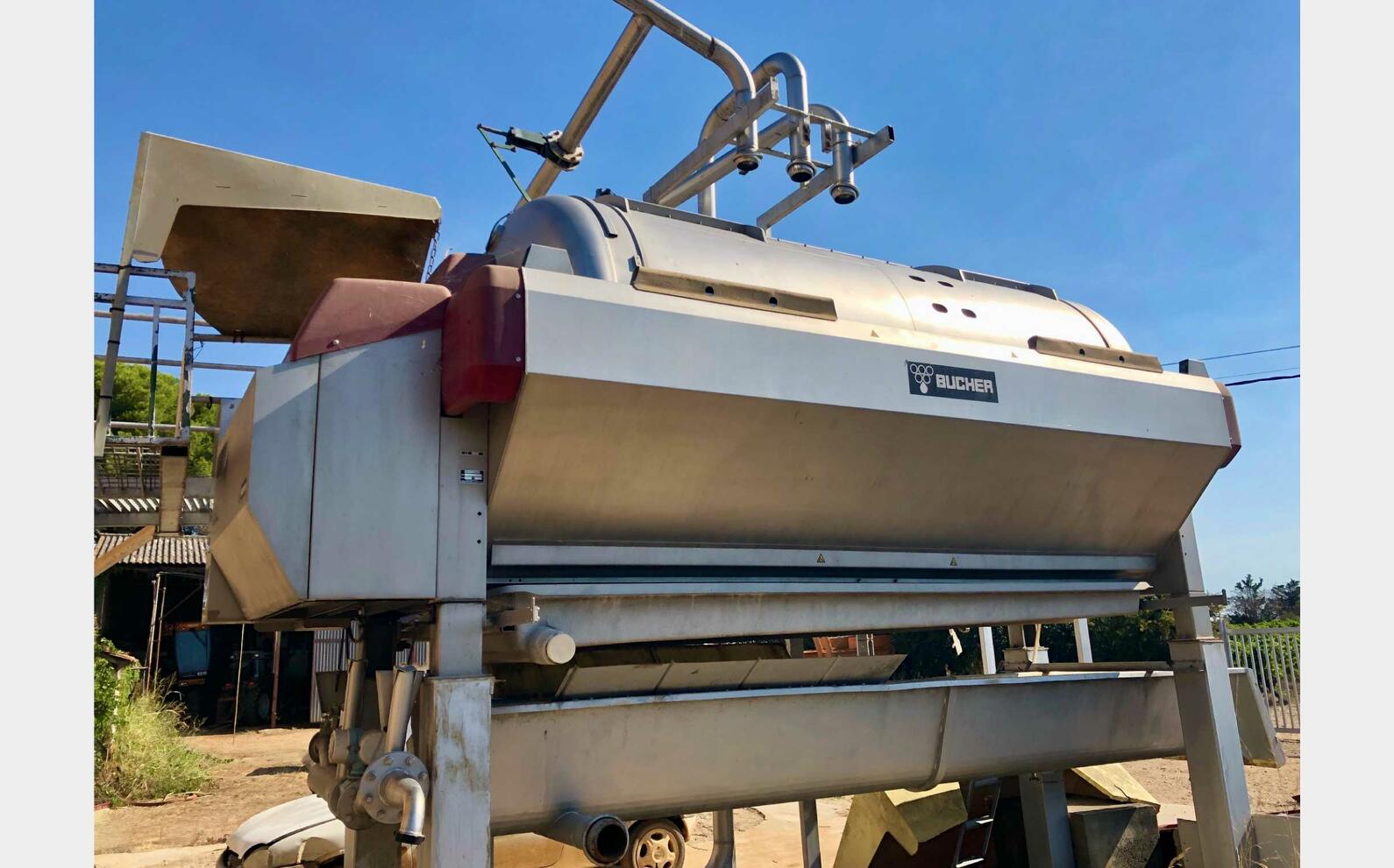 Pressoir &agrave; membrane 80 HL (8 000 litres) BUCHER