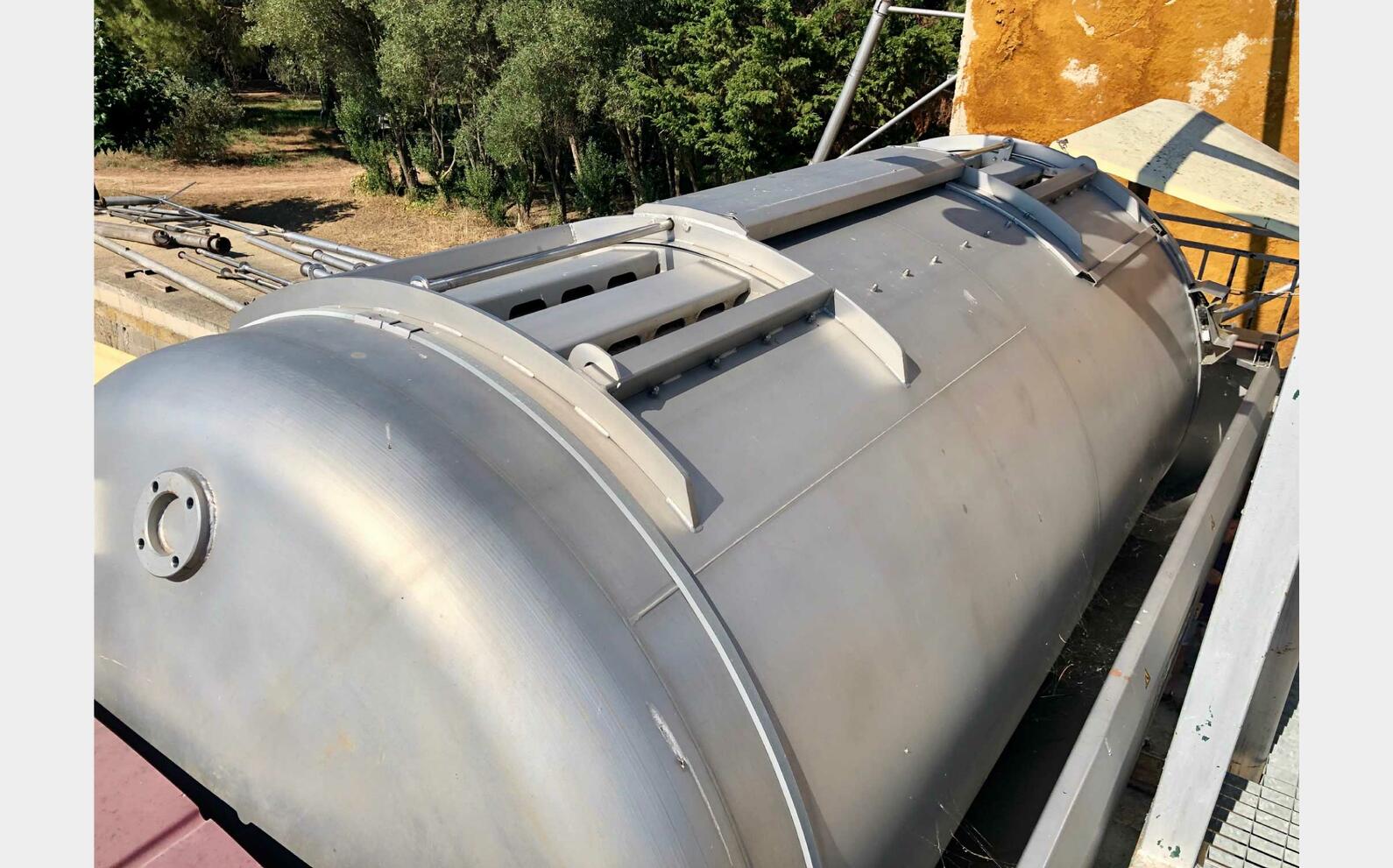 Pressoir &agrave; membrane 80 HL (8 000 litres) BUCHER
