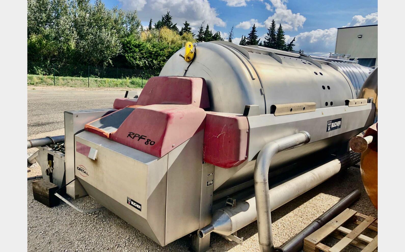 Pressoir &agrave; membrane 80 HL (8 000 litres) BUCHER
